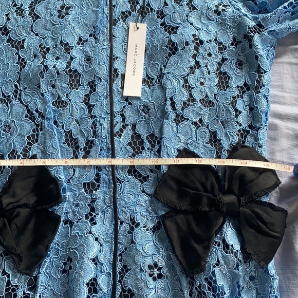Marc Jacobs Lace Bow Top - Picture 16 of 16